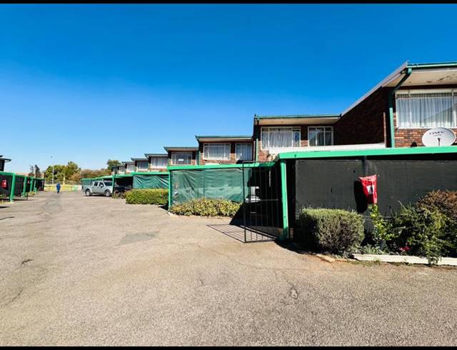 3 BEDROOM APARTMENT FOR SALE IN BENONI CENTRAL